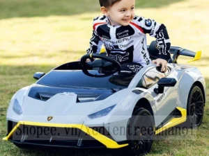 Siêu Phẩm Lamborghini SMT-555 Drift 360: Xe Ô Tô Điện 2 Chỗ 12V Lớn Cho Bé 4-8 Tuổi - Tải Trọng Cực Khủng!